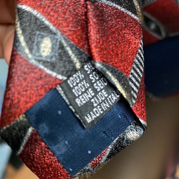 Salvatore Gregorio Tie - Picture 4 of 4